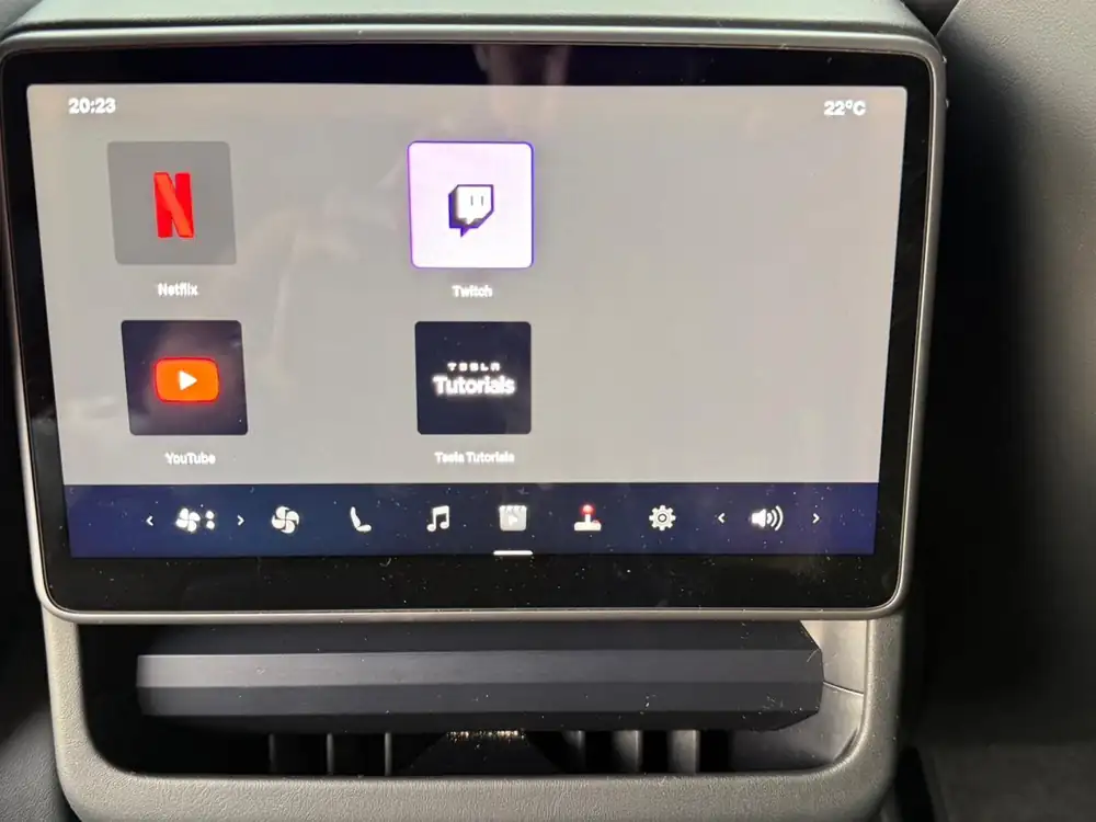 TESLA model 3