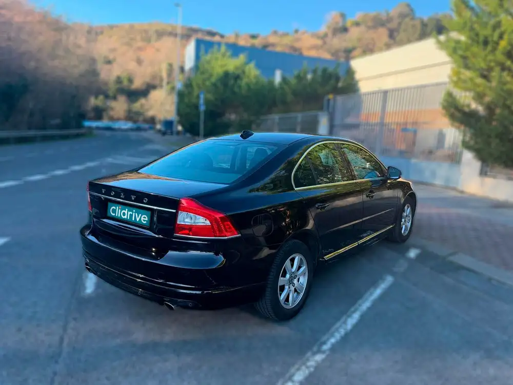 VOLVO S80