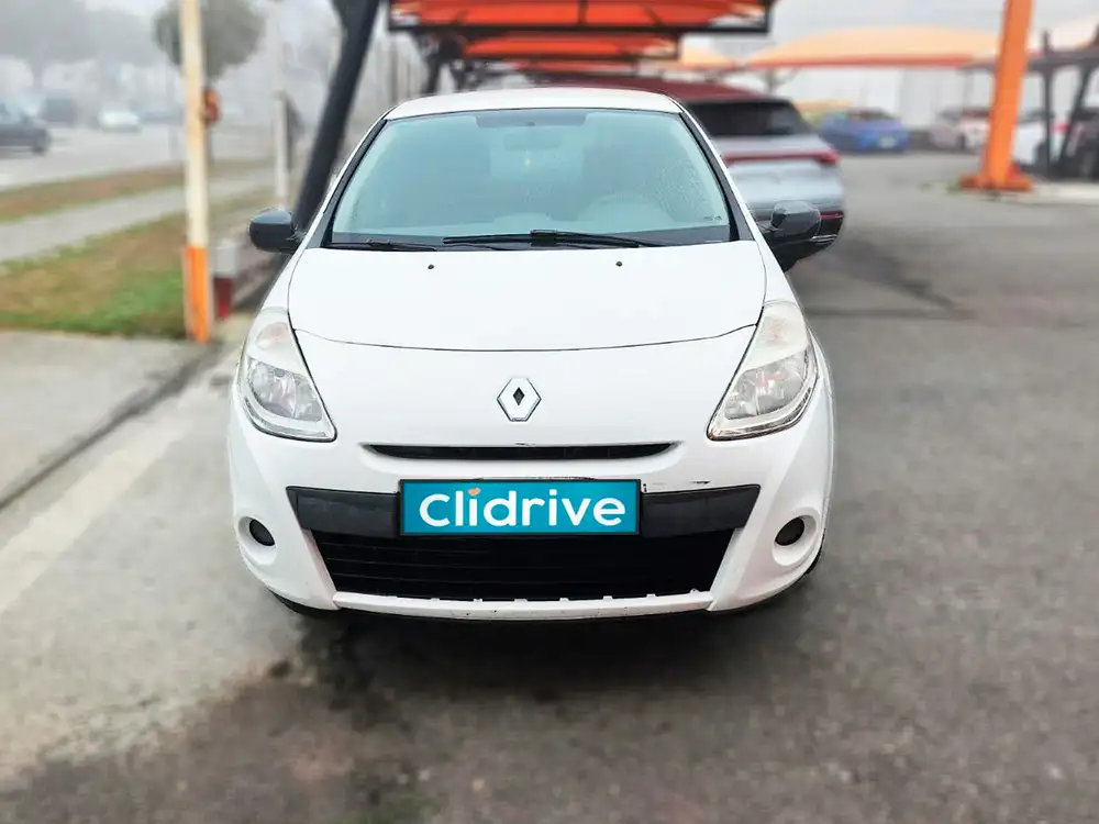 RENAULT clio