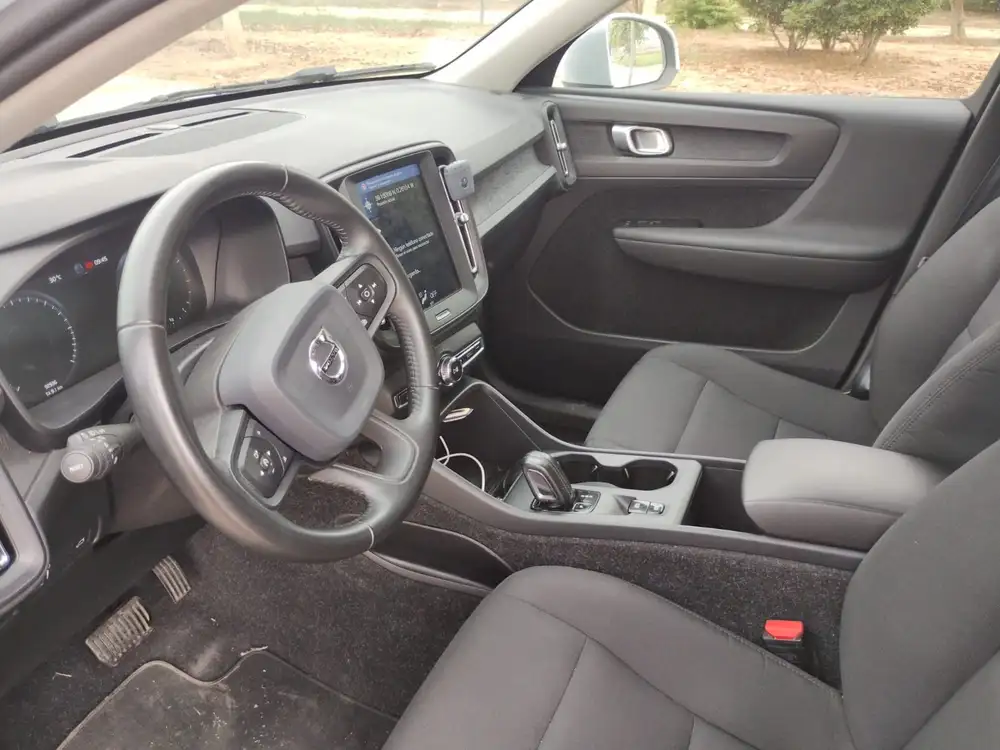 VOLVO xc40 - Foto 10 | Clidrive