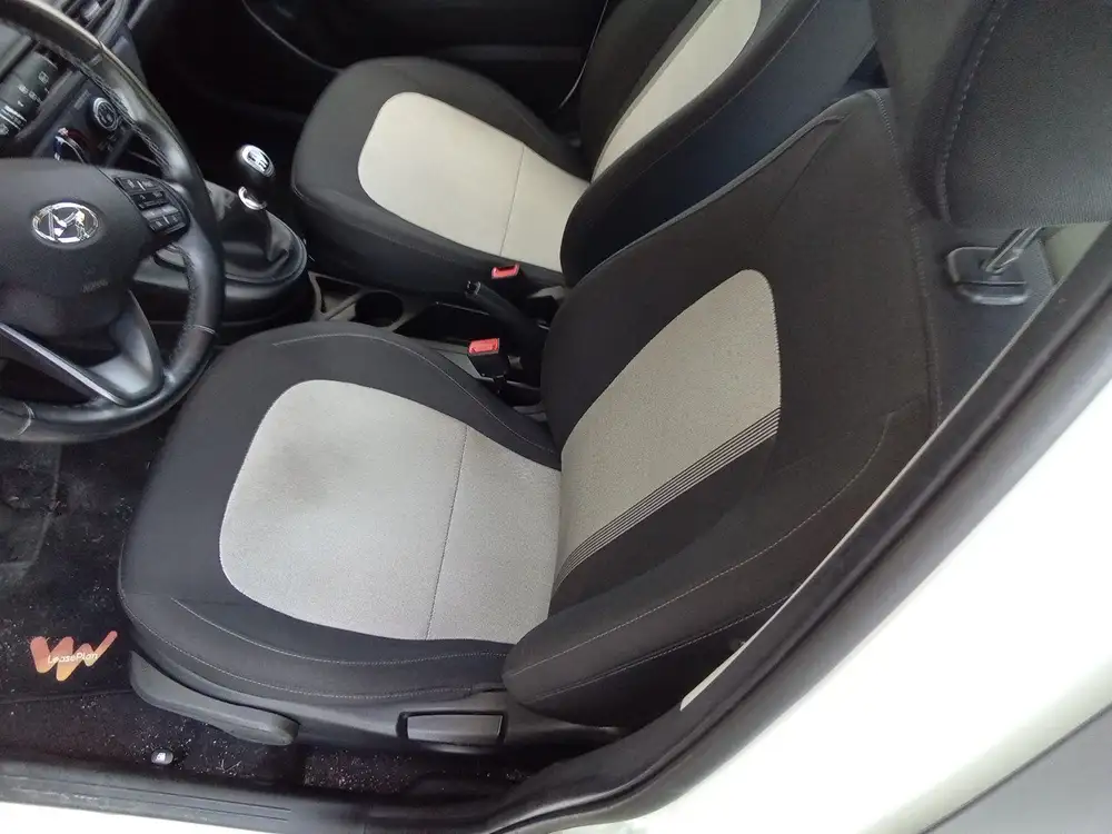 HYUNDAI i10 - Foto 11 | Clidrive