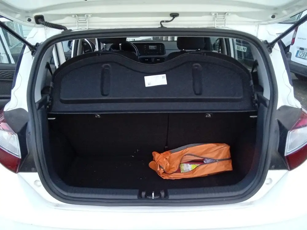 HYUNDAI i10 - Foto 17 | Clidrive