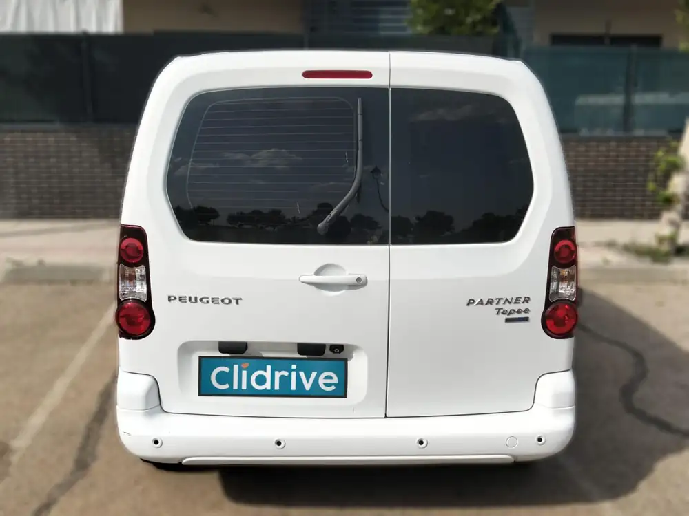 PEUGEOT partner