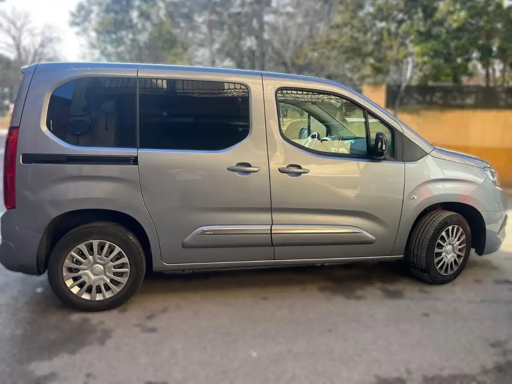 TOYOTA proace city verso