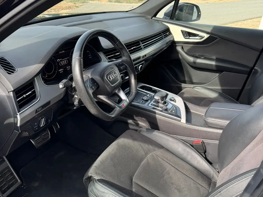 AUDI q7