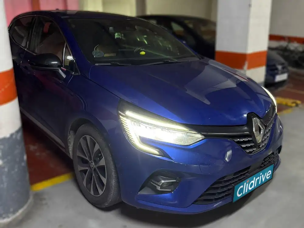 RENAULT clio