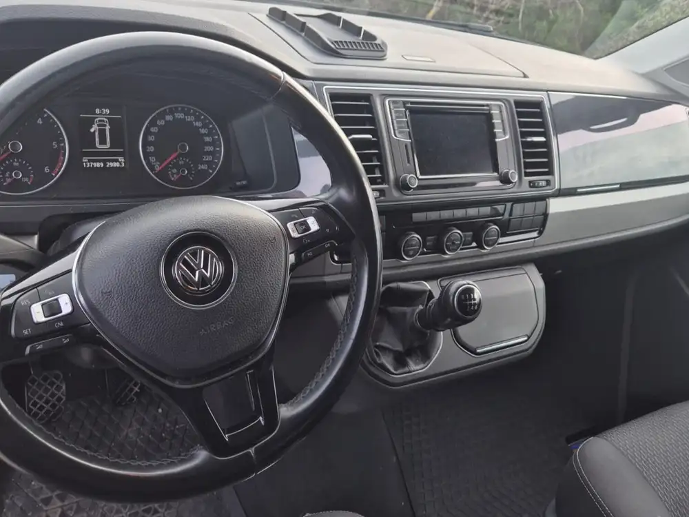 VOLKSWAGEN california
