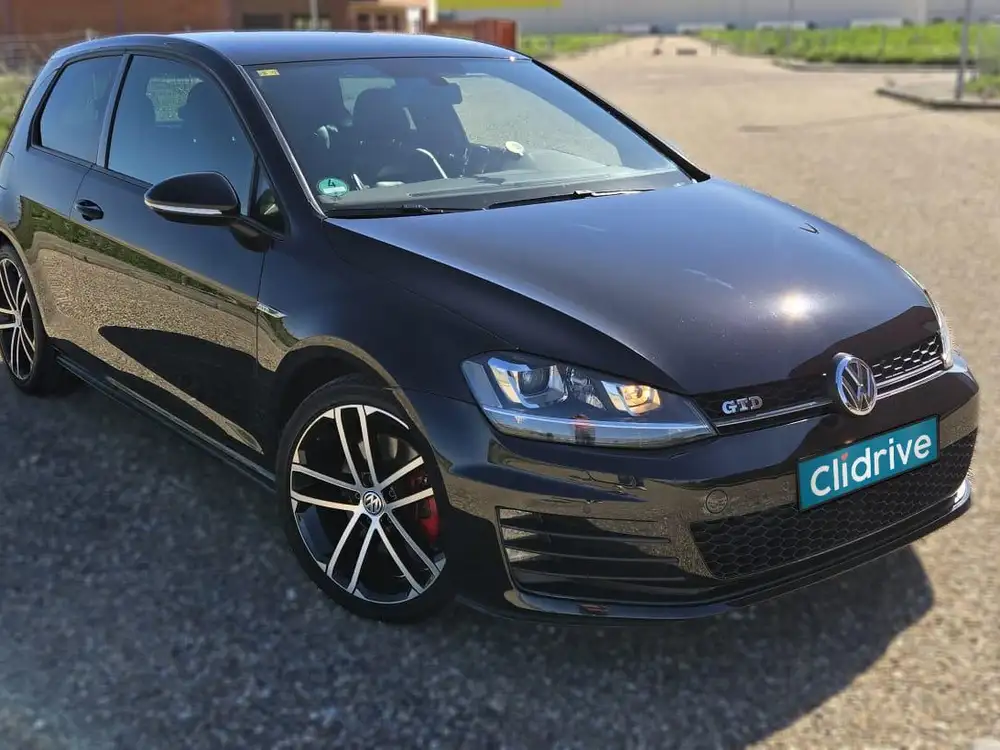 VOLKSWAGEN golf
