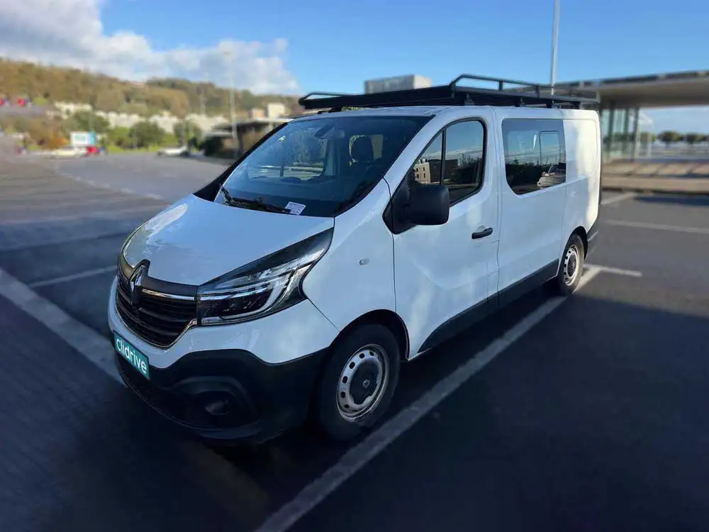RENAULT trafic