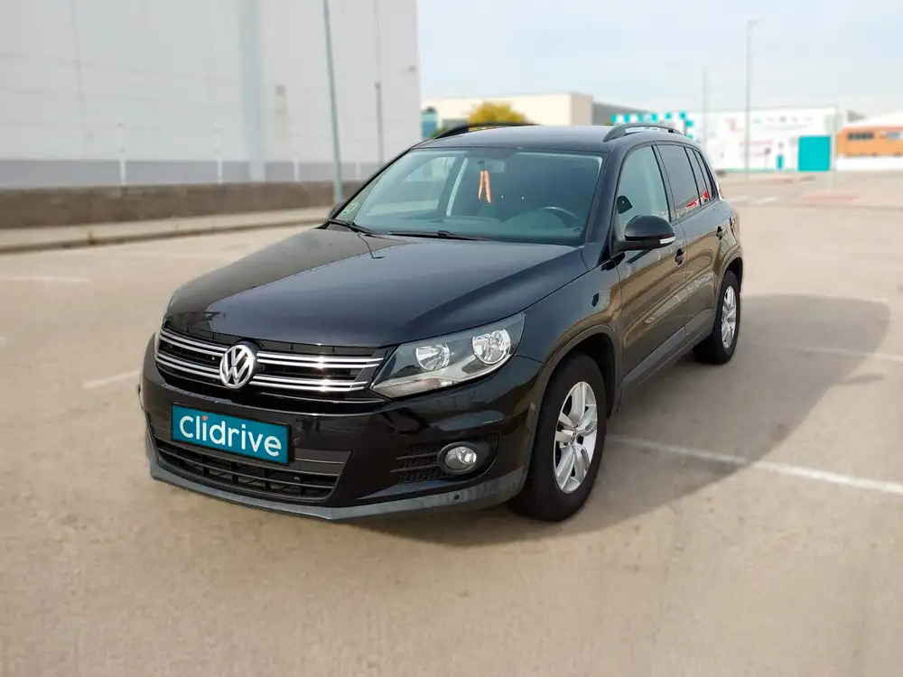 VOLKSWAGEN tiguan