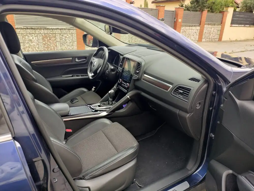 RENAULT koleos
