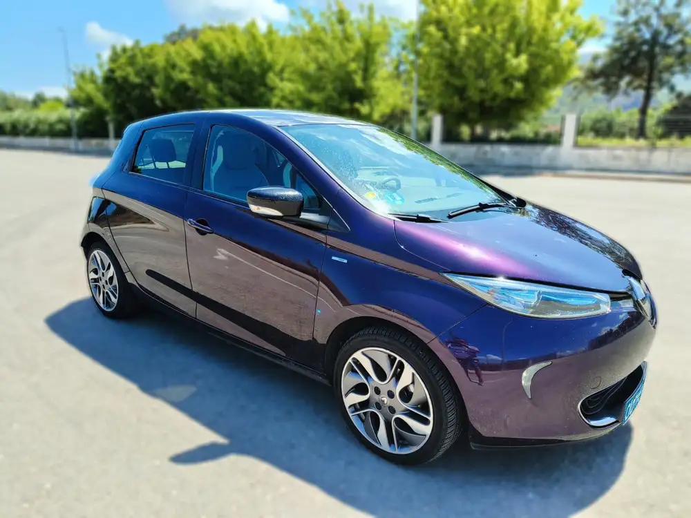 RENAULT zoe