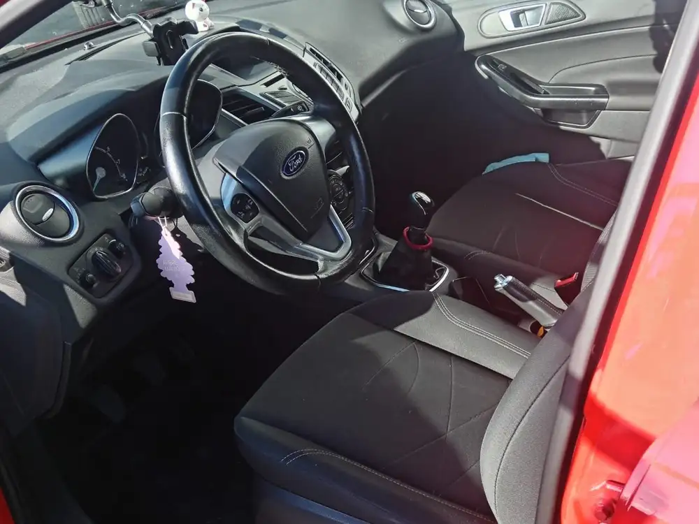 FORD fiesta