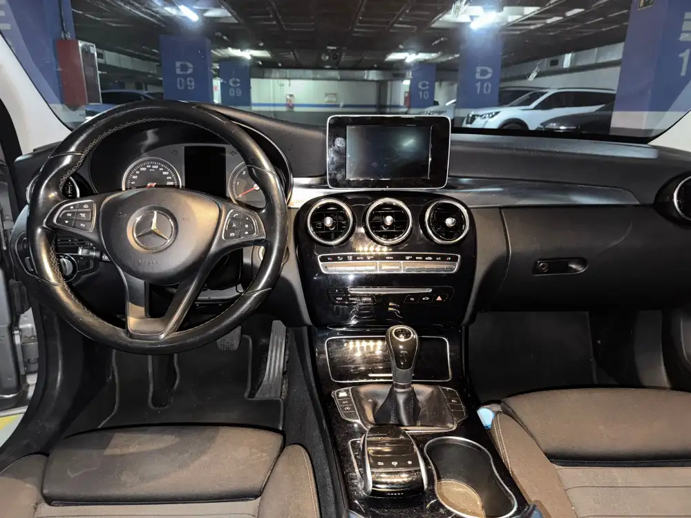 MERCEDES clase c