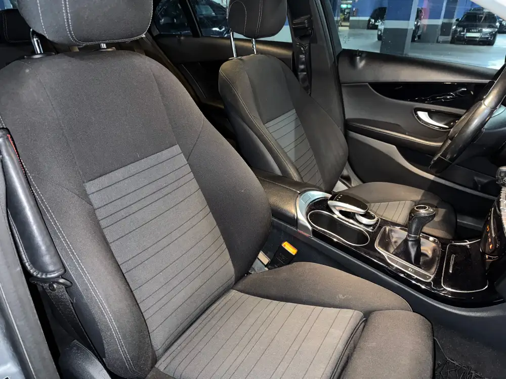 MERCEDES clase c