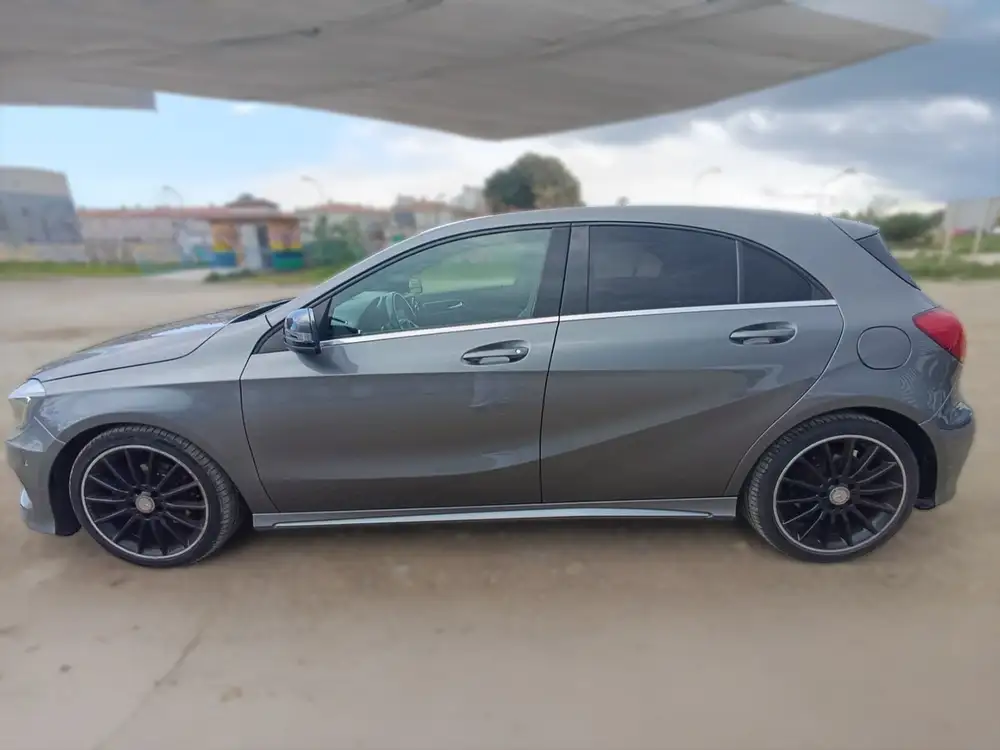 MERCEDES clase a - Foto 5 | Clidrive