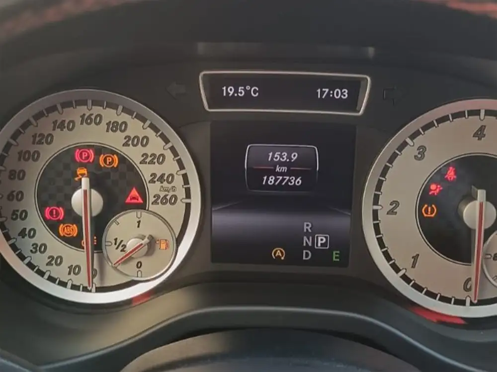 MERCEDES clase a - Foto 6 | Clidrive