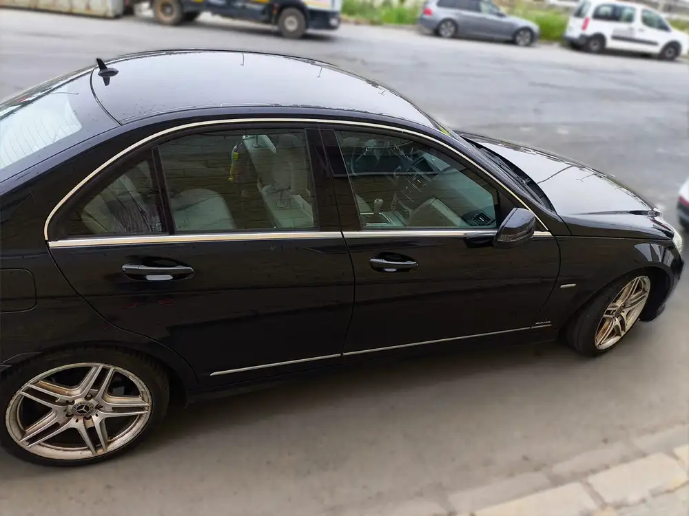 MERCEDES clase c - Foto 5 | Clidrive