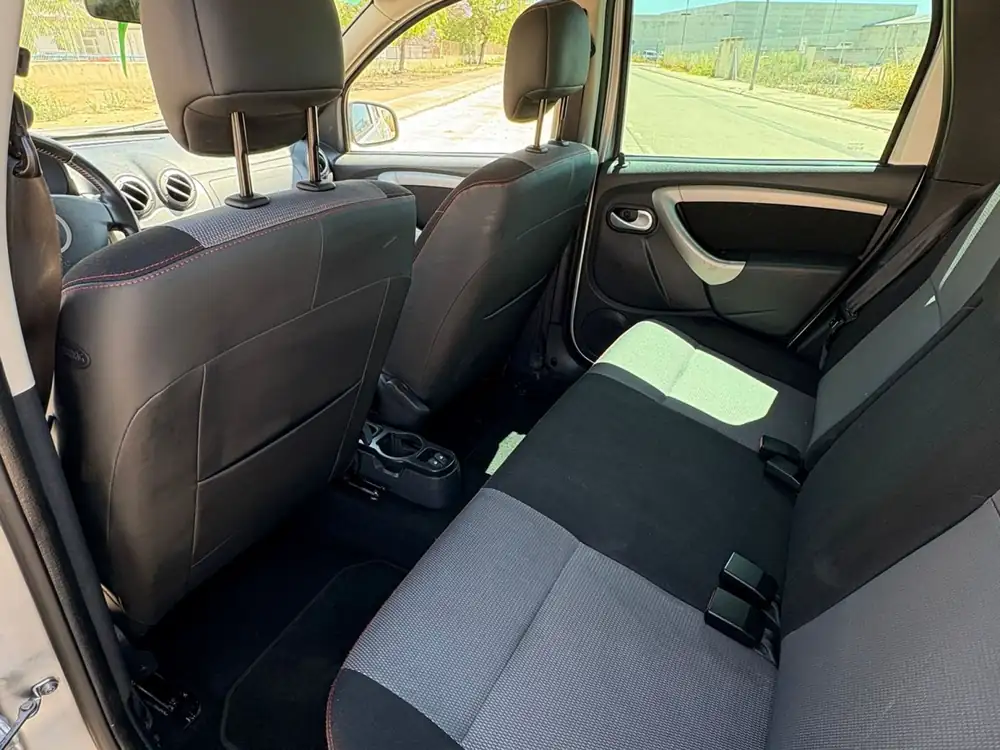 DACIA duster