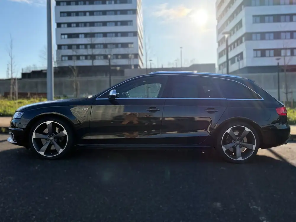AUDI s4