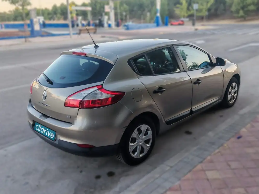 RENAULT megane
