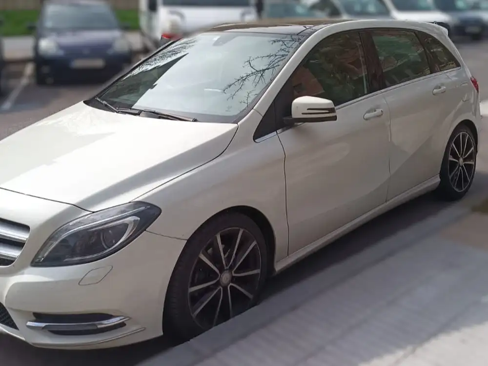 MERCEDES clase b