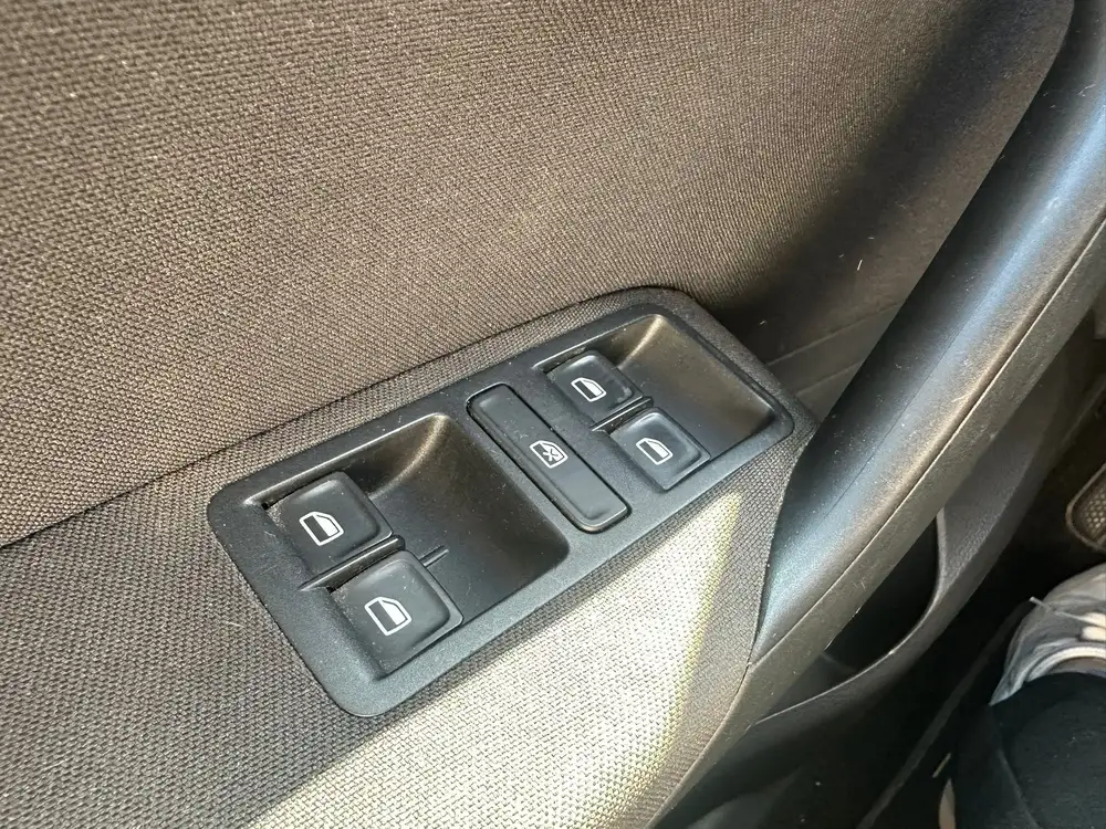 VOLKSWAGEN polo - Foto 14 | Clidrive