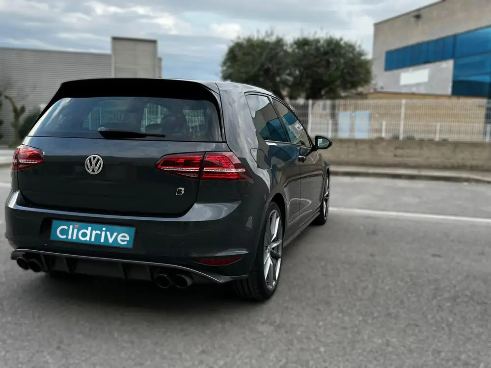 VOLKSWAGEN golf