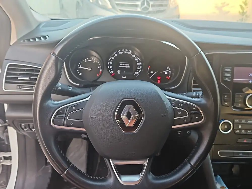 RENAULT megane