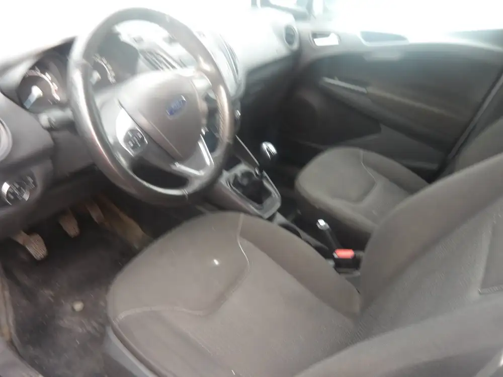 FORD transit courier - Foto 8 | Clidrive