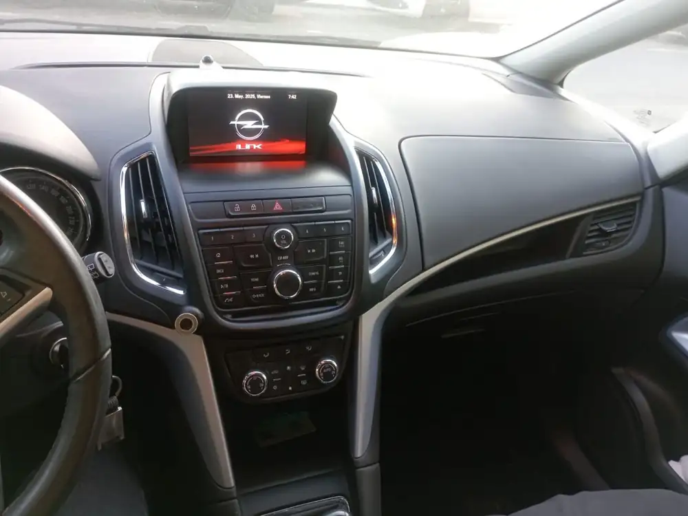 OPEL zafira tourer