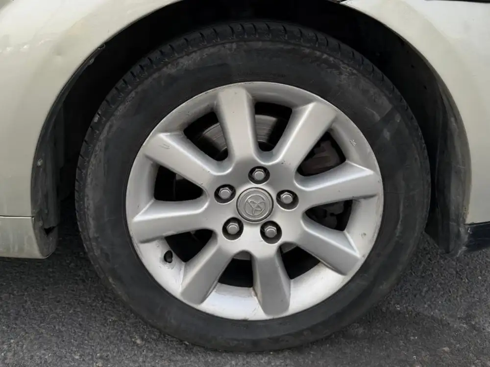 TOYOTA corolla verso