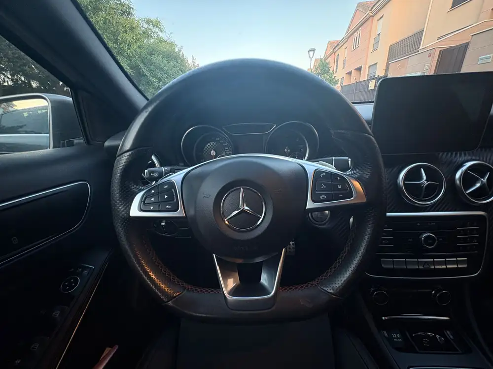 MERCEDES clase a