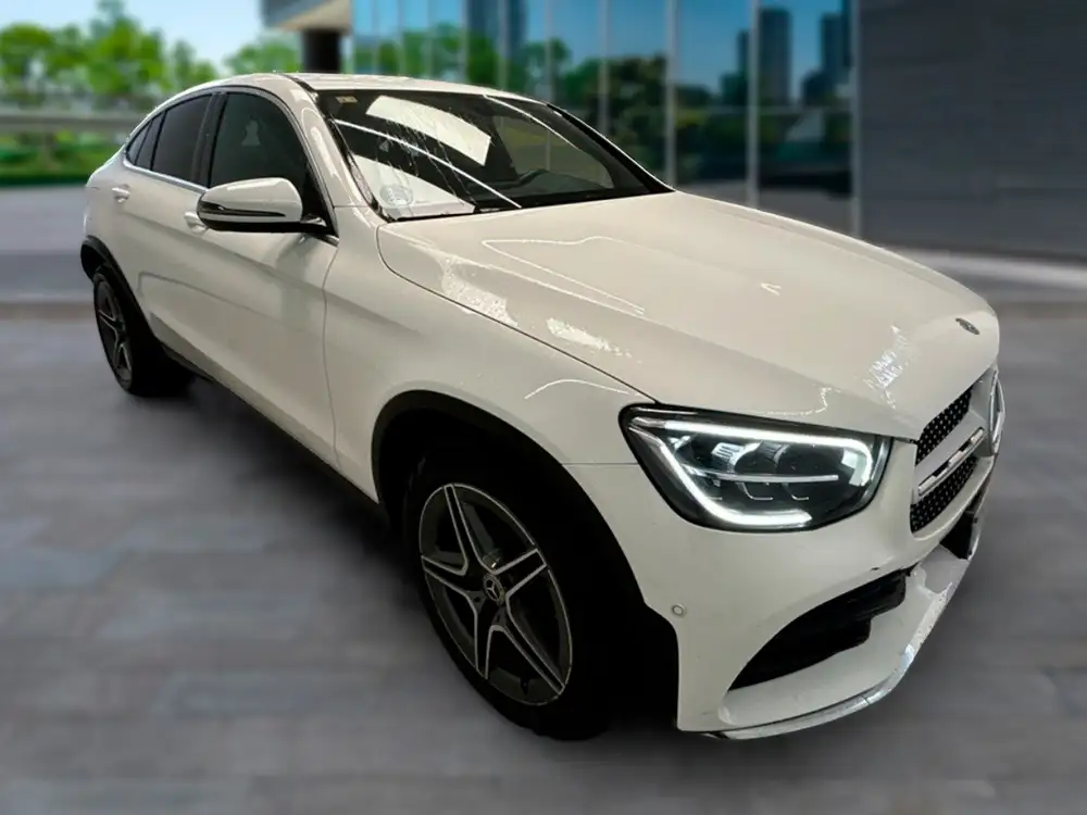 MERCEDES glc