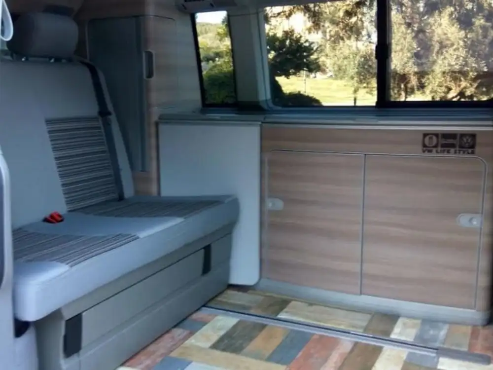 VOLKSWAGEN california