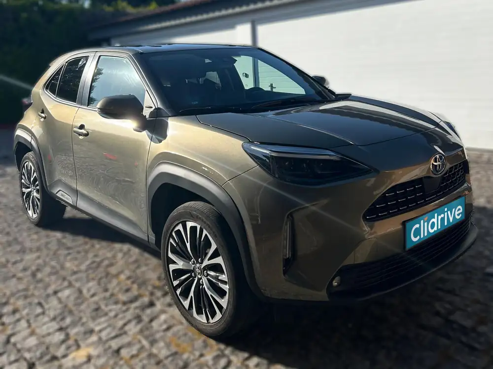 TOYOTA yaris cross