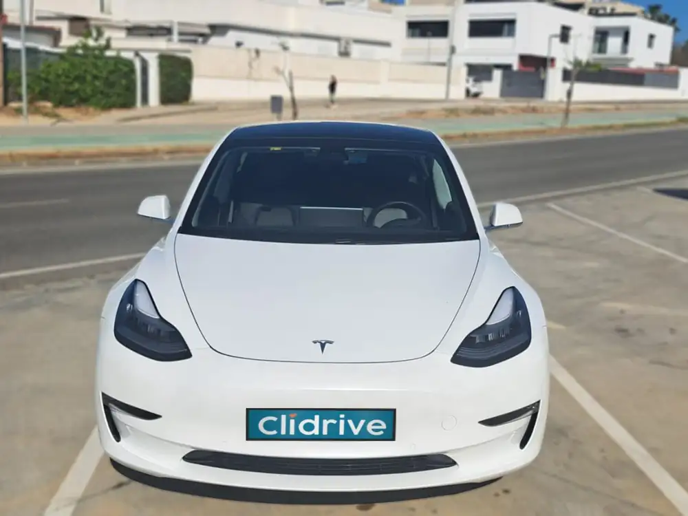 TESLA model 3