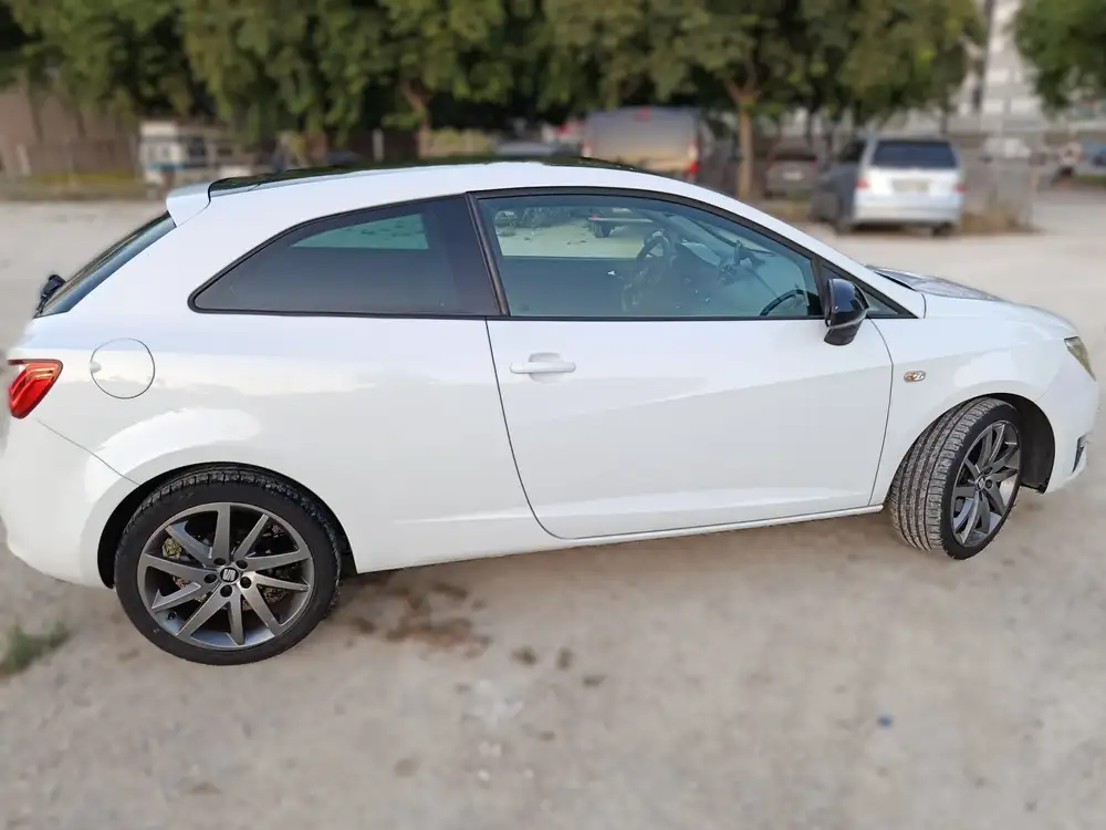 SEAT ibiza