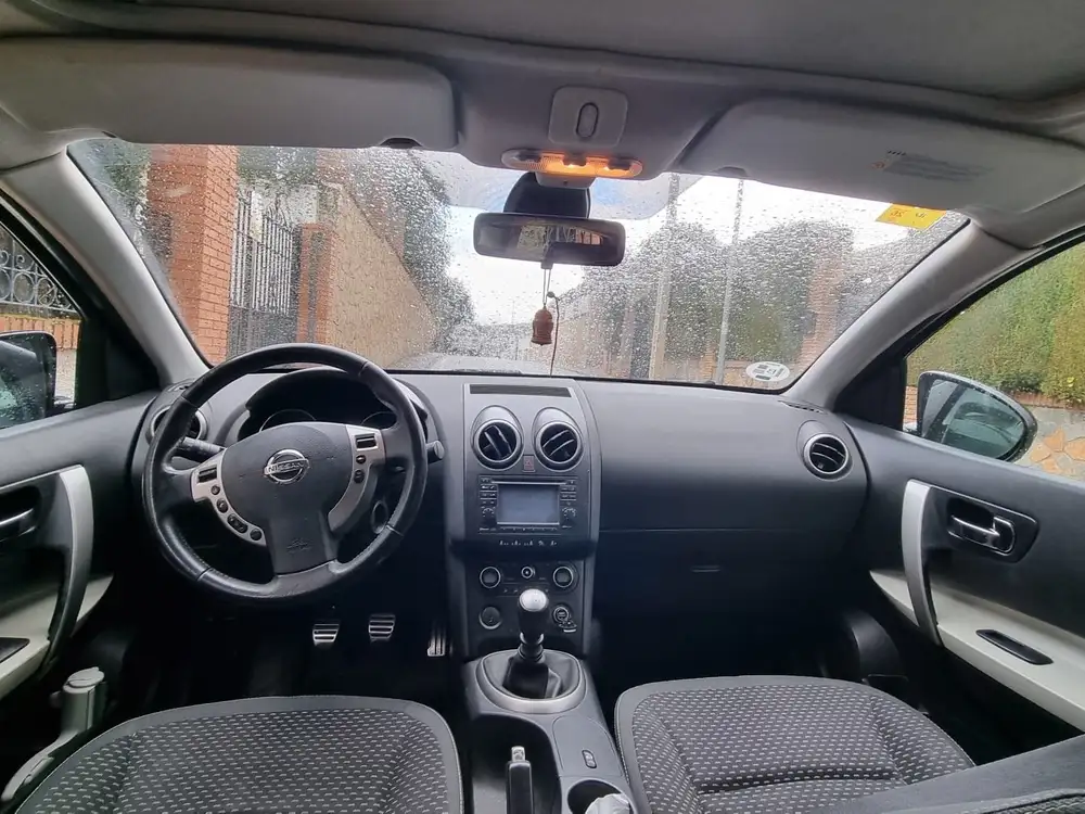 NISSAN qashqai