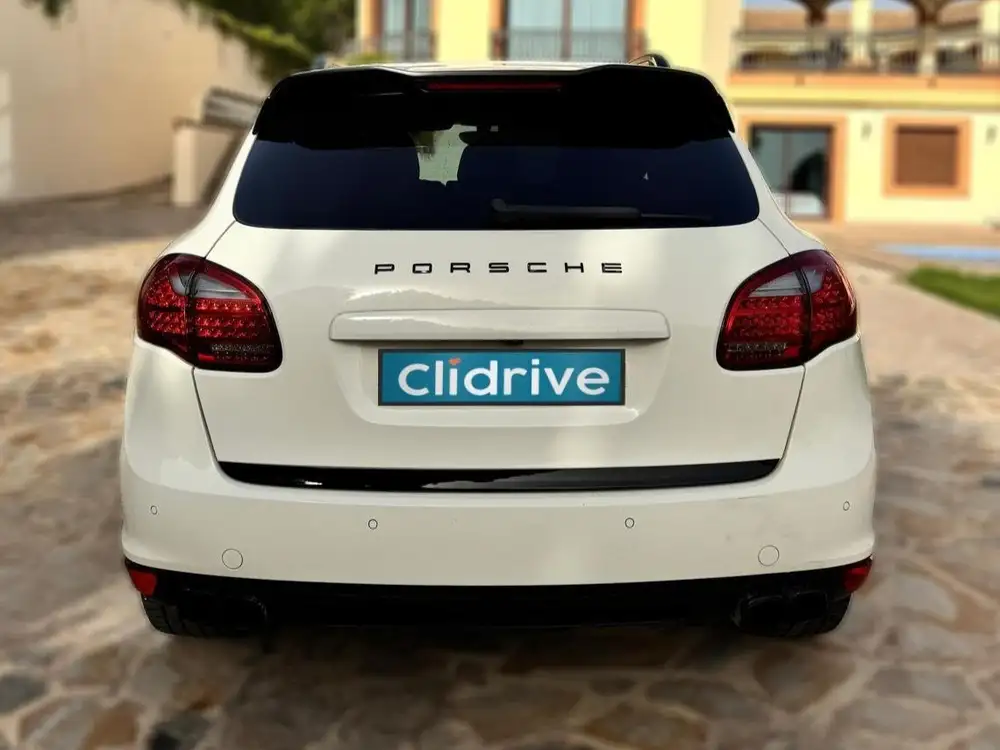 PORSCHE cayenne