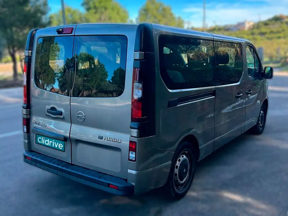 OPEL vivaro