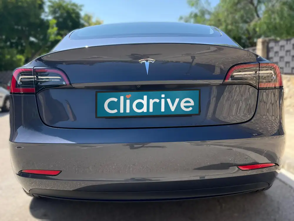 TESLA model 3