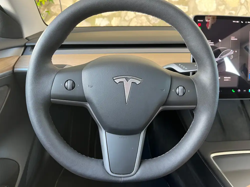 TESLA model 3