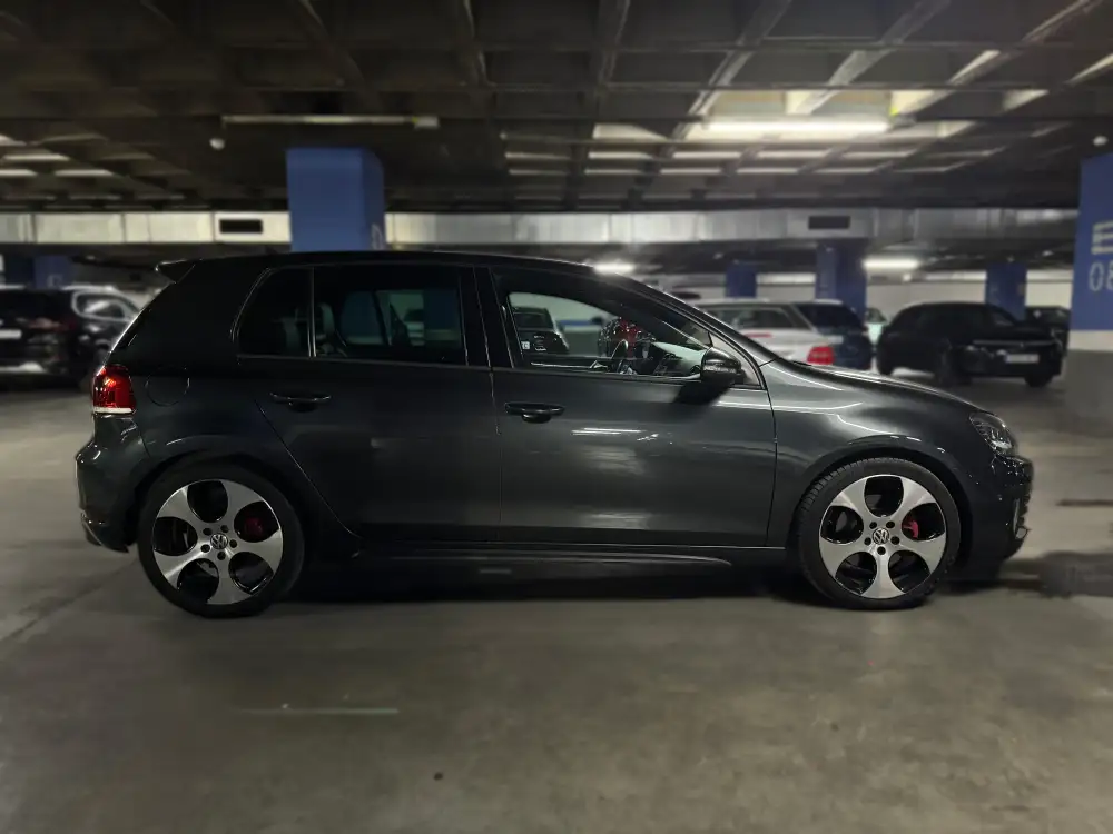 2.0 TSI 210cv DSG 6 vel GTI