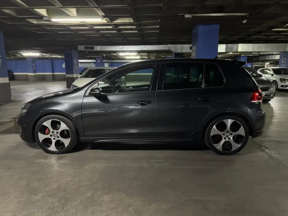 2.0 TSI 210cv DSG 6 vel GTI