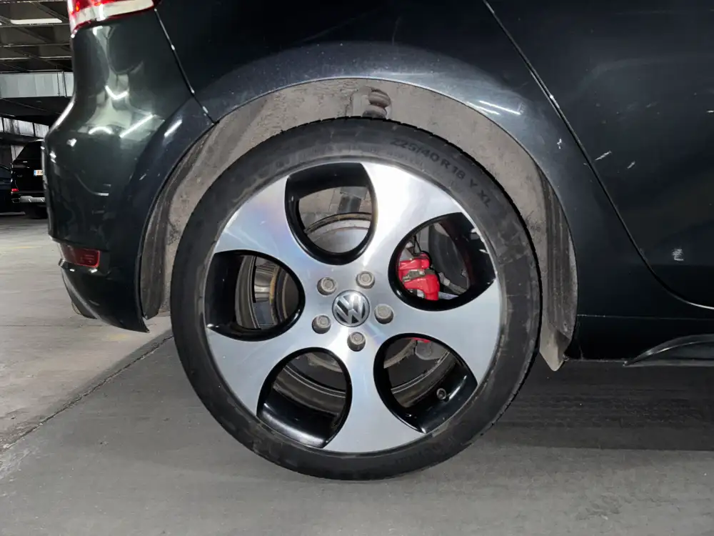 2.0 TSI 210cv DSG 6 vel GTI