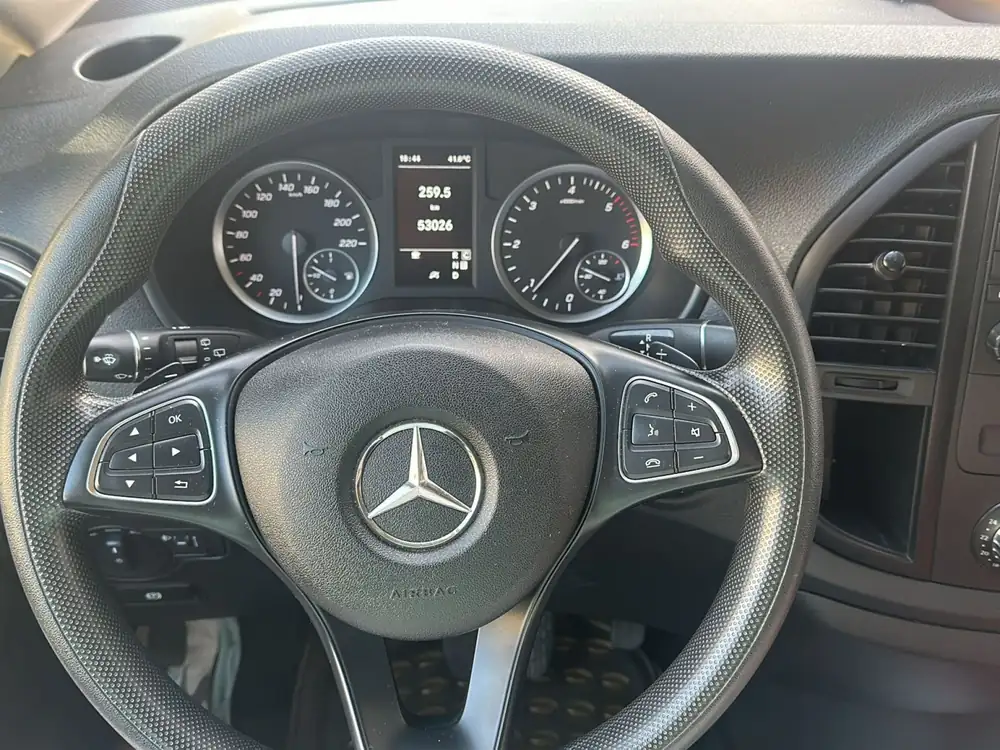 MERCEDES vito