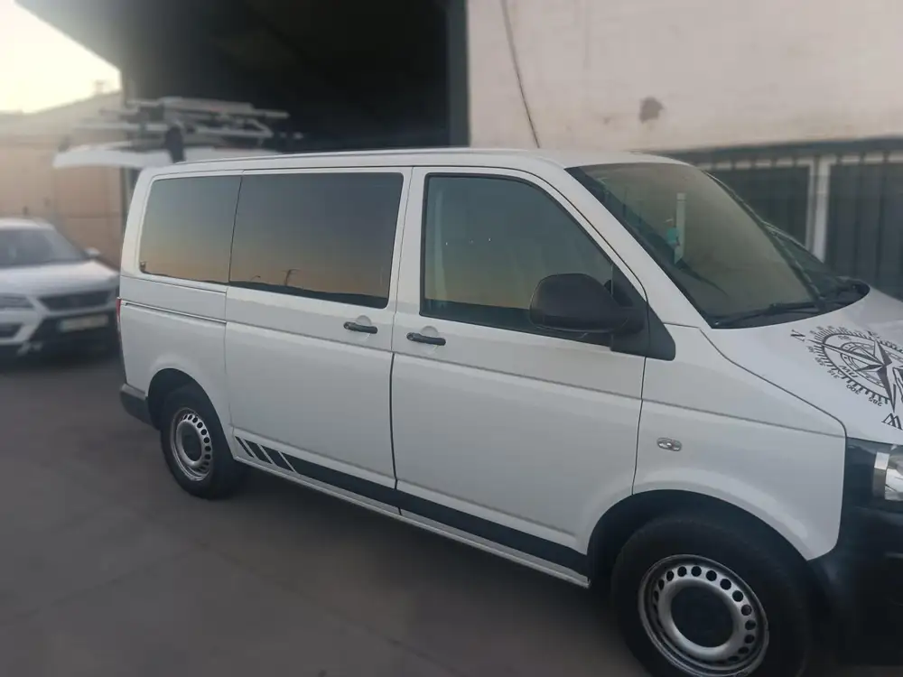VOLKSWAGEN transporter
