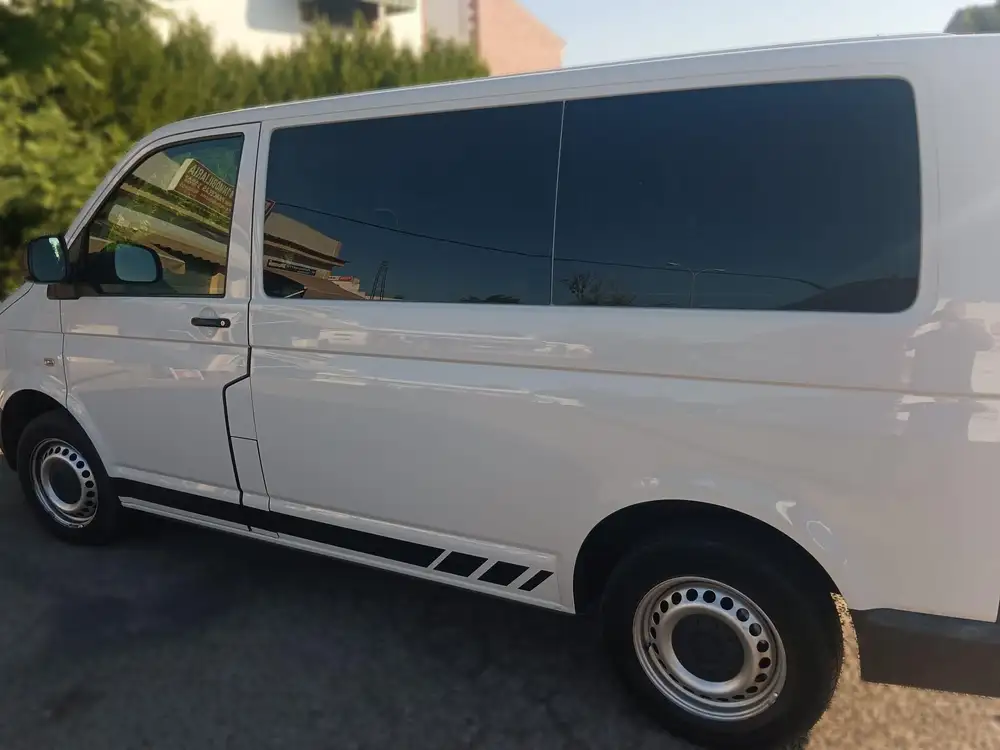 VOLKSWAGEN transporter