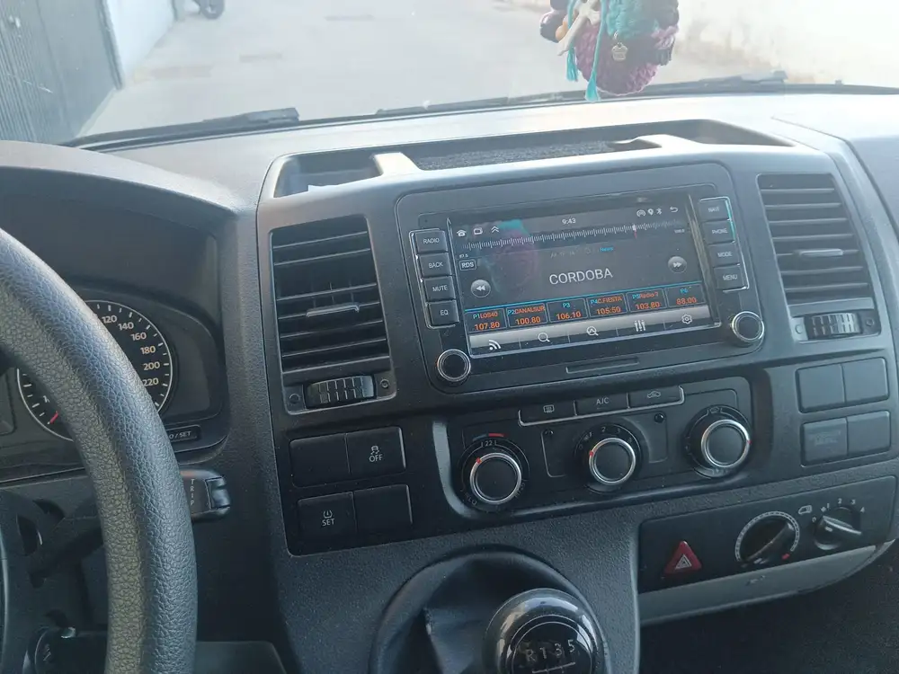 VOLKSWAGEN transporter